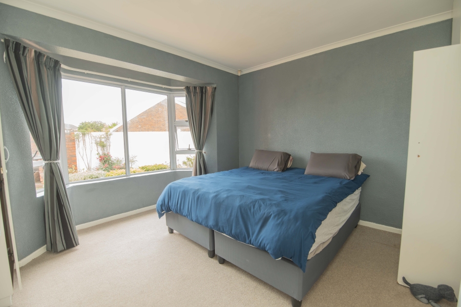 3 Bedroom Property for Sale in Summerstrand Eastern Cape